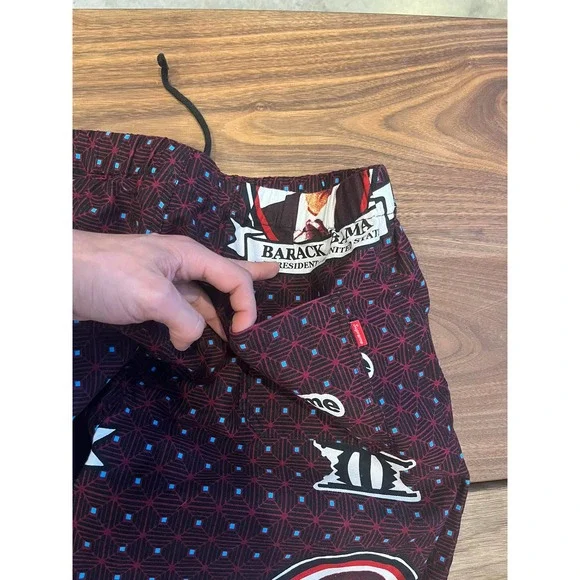 Supreme Obama pants size Large